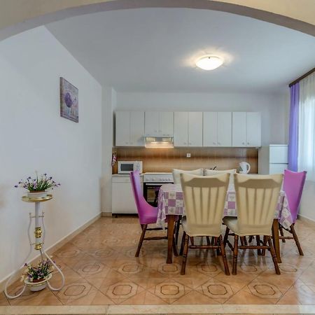 Apartment Luce Подстрана Екстер'єр фото