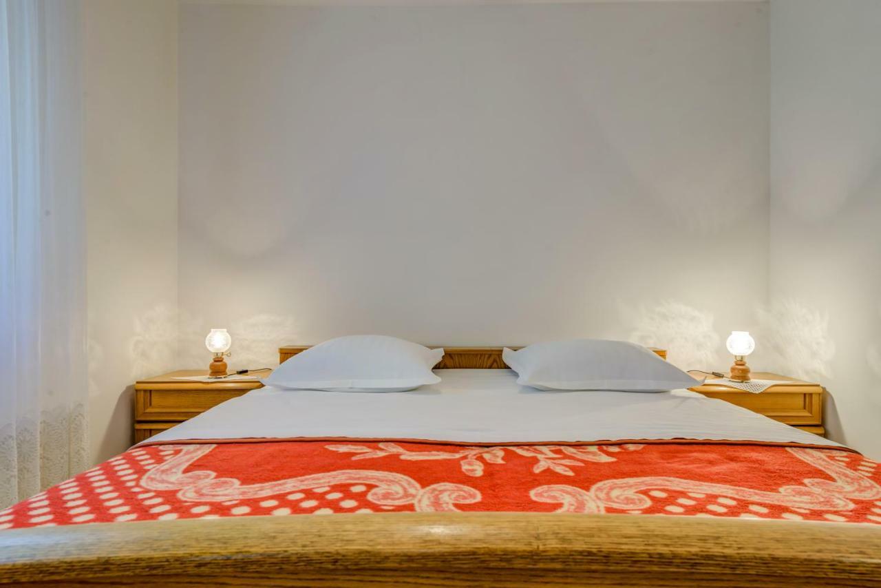 Apartment Luce Подстрана Екстер'єр фото